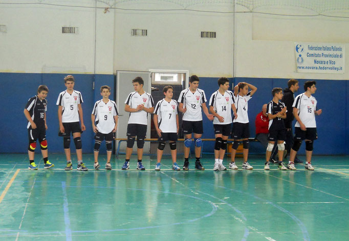 UNDER 15